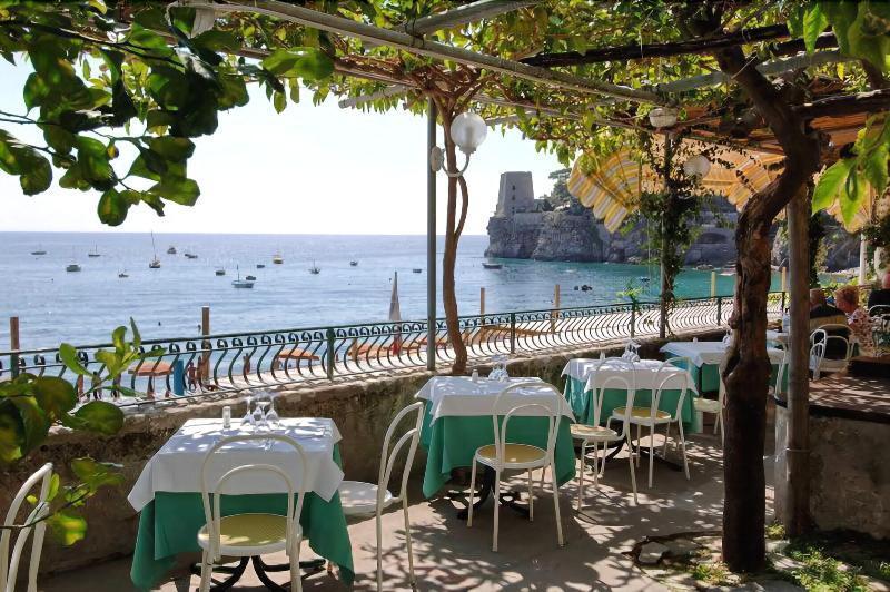 Hotel Vittoria Positano Bagian luar foto
